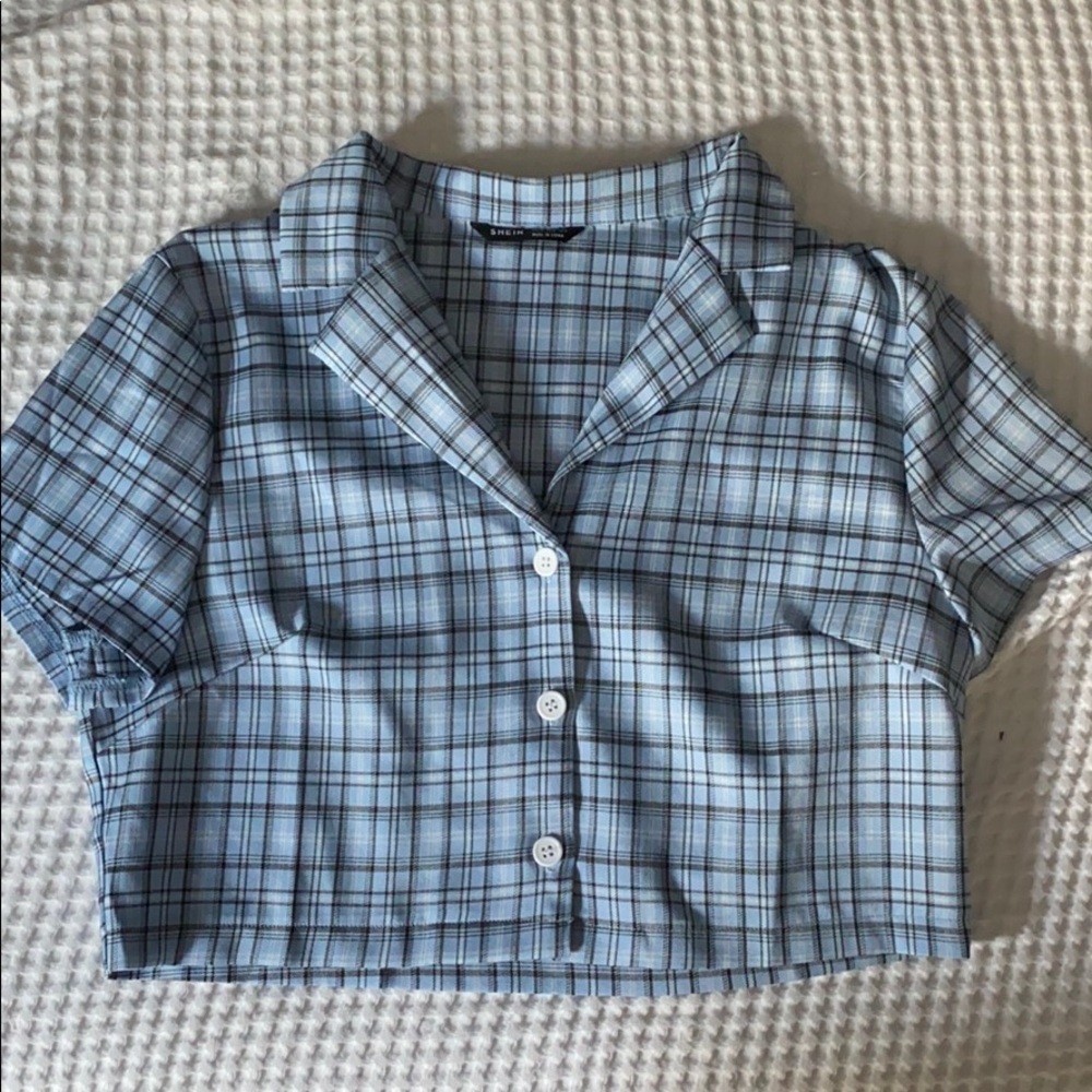 blue button up crop top